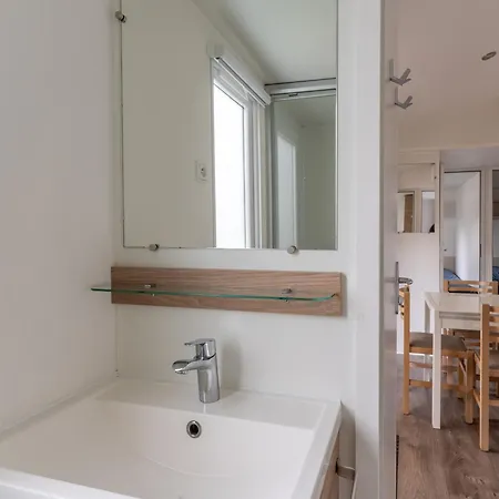 Mobil-home 6 Pers, 3 Etoiles A 5km De L'ocean, Piscine Chauffee, Activites Familiales - Fr-1-50-144 Holiday home